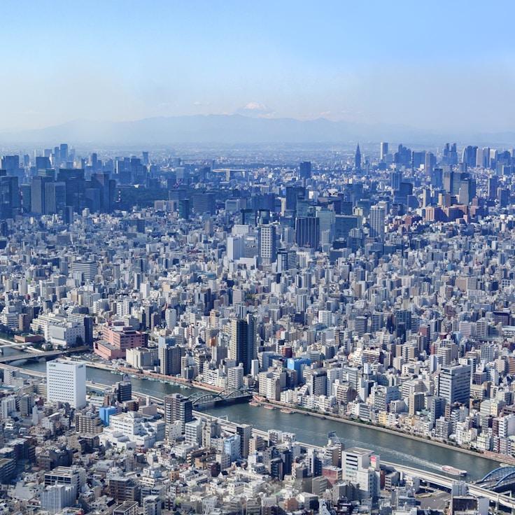 Emma Clarke - Expat family life guide in Canada